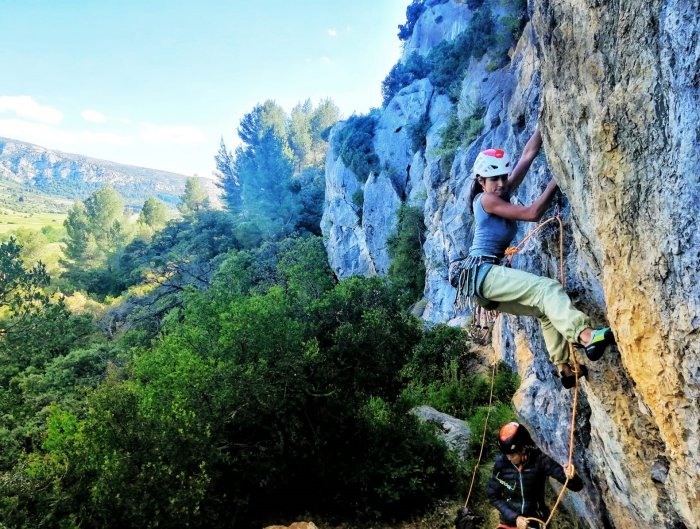 Stage escalade perfectionnement falaise