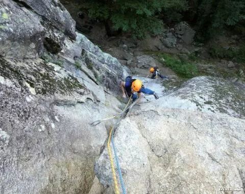 Escalade en grande voie - 2 pers - 1/2 J