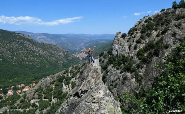 Escalade en grande voie - 1 pers - 1/2 J