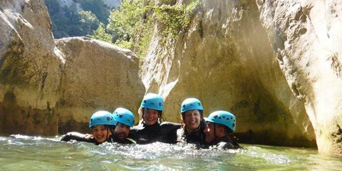 CANYONING